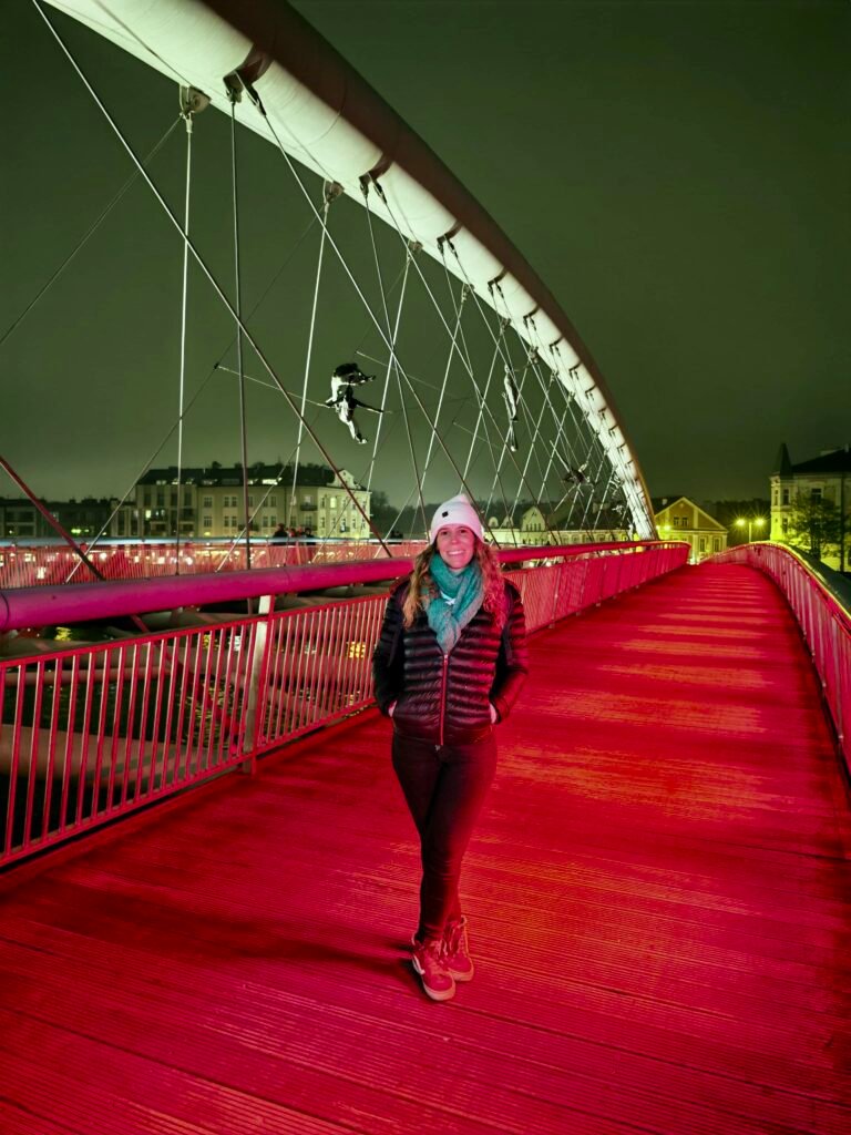 b5b53b63 a5fa 4f50 bb02 d928e3cab251